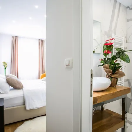 Kasa 1 Bed & Breakfast Split