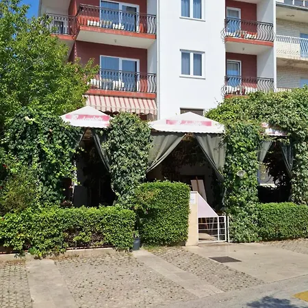 Kasa 1 Bed & Breakfast
